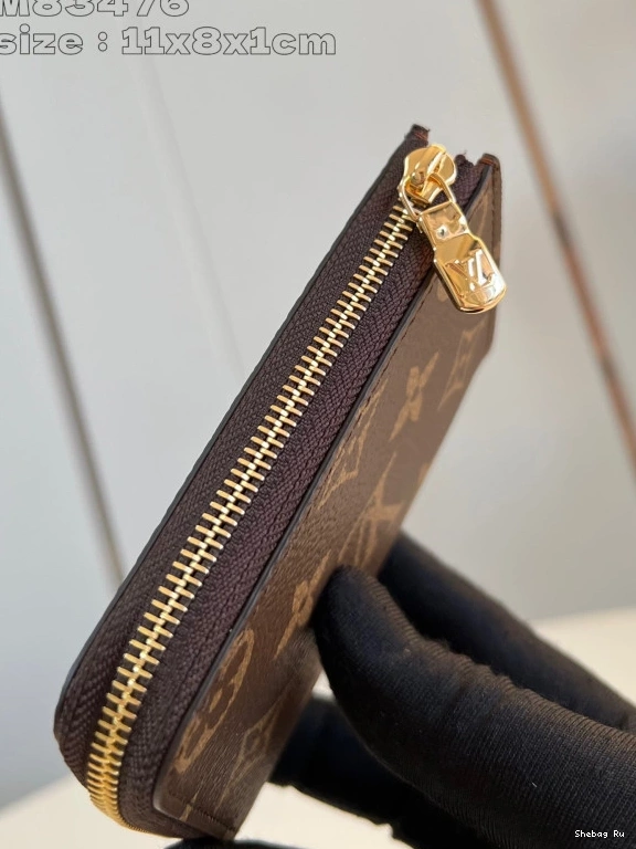 Louis Compact Vuitton Noa Wallet-11*8.5*1.5CM 0803